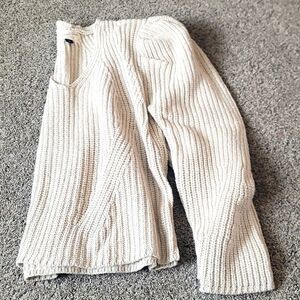Universal Thread Cream Sweater